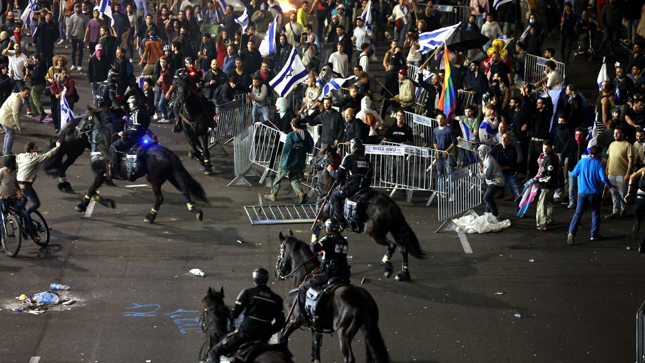 صور من تظاهرات تل ابيب (1)